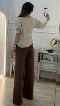 Calça Pantalona Alfaiataria Cecilia Cinto Fivela Larga Dourada