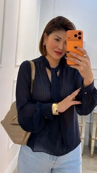 Blusa Chiffon Priscila Decote V Com Detalhe De Laço