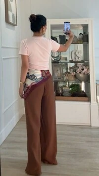 Blusa De Malha Bruna Mangas Curtas