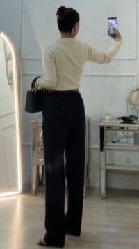 Calça Reta Alfaiataria Anne Pala Com Fecho Transpassado