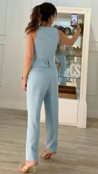 Blusa Regata Alfaiataria Noelle Brochê De Folhas