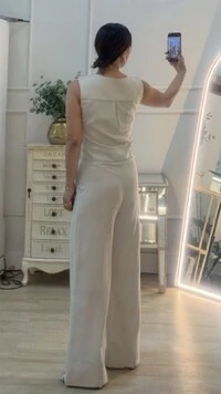 Blusa Regata Decote V Lavinia Prega Posterior