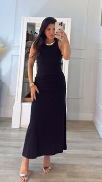 Vestido Midi Cavado Canelado Pamela Detalhe Drapeado