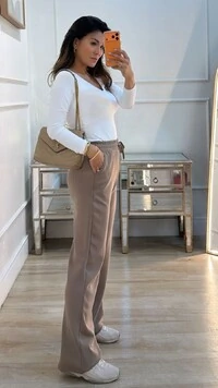 Calça Pantalona Moletinho Vanessa Pala Com Amarração