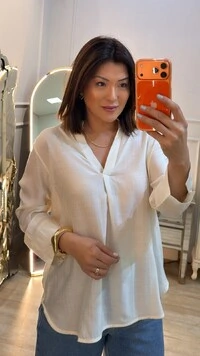 Blusa Alongada Acetinada Decote V Nancy Mangas 7/8