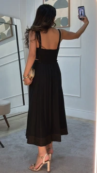 Vestido Midi Decote Coração Thalita Recortes Vazados Laterais