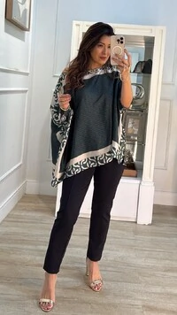 Blusa Kaftan Acetinada Estampada Hellen