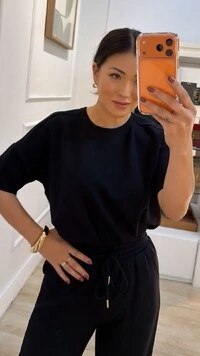 PRÉ-VENDA ENVIO ESTIMADO À PARTIR DO DIA 20/02 Conjunto Helena Blusa E Calça Pantalona