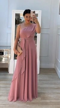 Vestido Longo Capa Lateral Adriele Com Cinto Faixa