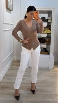 Blusa Tricot Modal Decote V Transpassado Flavia Barrado Assimétrico