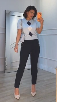 Blusa Tricot Estampa Em Losangos Livia Mangas Curtas