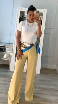 Calça Pantalona Pregas Frontais Cintia Martingalê Na Pala