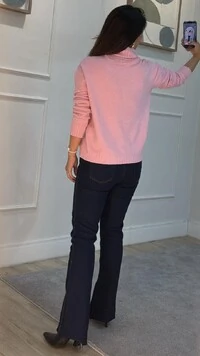 Blusa Tricot Gola Rolê Shirley Detalhe De Flor Com Pérola