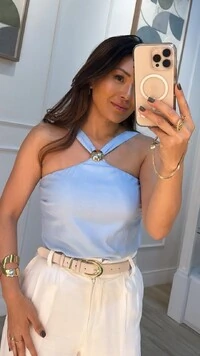 Blusa Viscose Com Linho Louise Maxi Esfera Dourada Frontal