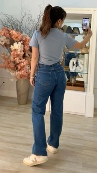 Blusa Malha Decote V Eliza Mangas Curtas