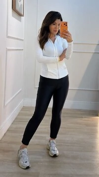 Jaqueta Malha Tecnológica Gola Alta Milena