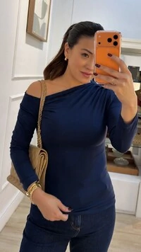 Blusa Malha Ombro Vazado Detalhe De Pregas Layla Mangas 7/8