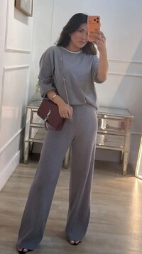 Calça Pantalona Tricot Helena Com Nervuras Caneladas