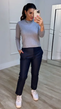 Blusa Tricot Nervuras E Tranças Natalie Mangas Longas