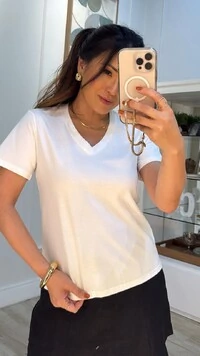 Blusa Malha Decote V Eliza Mangas Curtas