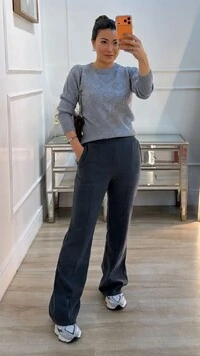 Calça Pantalona Texturizada Amanda Com Bolsos Faca