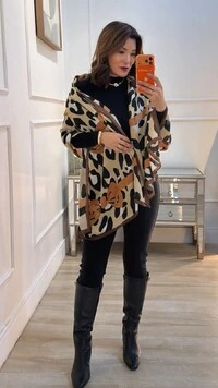 Lenço Animal Print