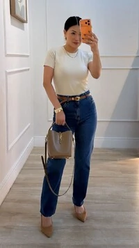 Blusa De Malha Bruna Mangas Curtas