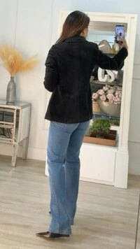 Blazer Alongado Erika Aveludado Com Botões Duplos