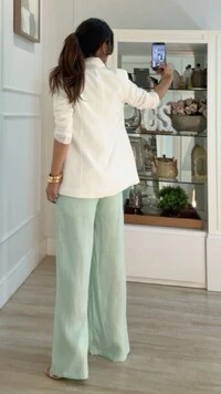 Blazer Decote V Solange Bolsos Fake Frontal Com Lapela