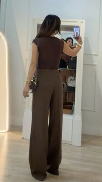 Calça Pantalona Sarah Com Bolsos Faca