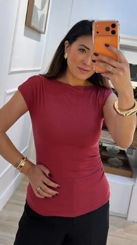 Blusa Manga Japonesa Olivia Com Franzido No Ombro