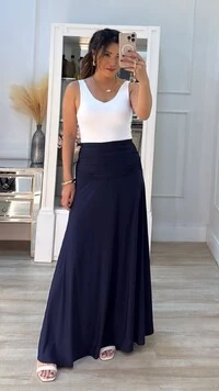 Saia Longa Malha Fria Valentina Pala Larga Com Drapeado Lateral