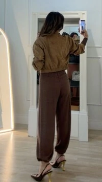 Calça Alladin Pala Larga Com Recorte Isadora