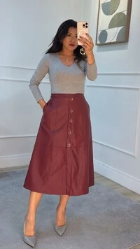 Blusa Malha Canelada Decote V Sabrina Mangas Longas