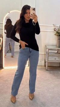 Blusa Tricot Gola Rolê Mia Nervuras Onduladas Frontais