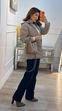 Casaco Nylon Alongado Letícia Capuz Removível