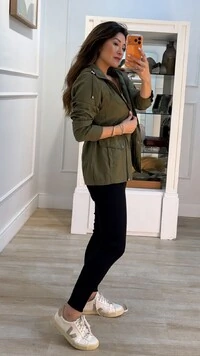 Parka Star Capuz Removível Com Puxadores Reguláveis E Botões Ônix