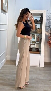 Calça Pantalona Pala Larga Franzida Com Amarração Luiza Bolsos Frontais