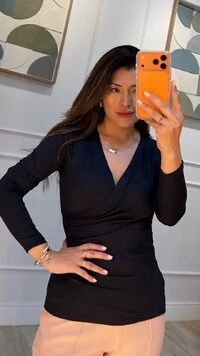 Blusa Cachequer Suplex Mangas Longas Renata Decote V