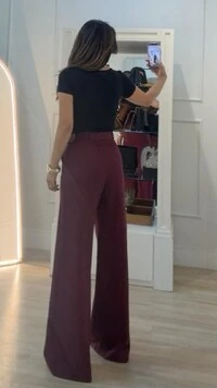 Blusa Manga Curta Rafaela Decote V Basica