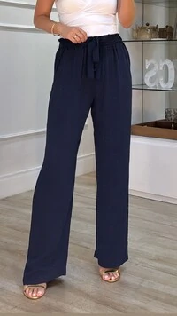 Calça Pantalona Bolsos Frontais Brooke Cinto Faixa Fixo