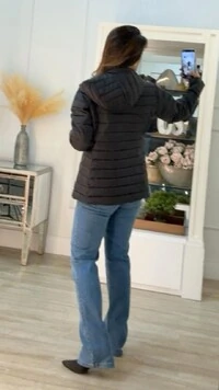 Jaqueta Nylon Pespontos Na Horizontal Michelly Ziper Onix