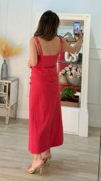 Saia Midi Caroline Tripla Corda Detalhada Lateral