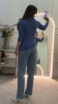 Blusa Tricot Gola Rolê Mia Nervuras Onduladas Frontais