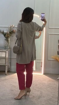 Cardigan Alessia Detalhes Canelados E Bolsos Frontais
