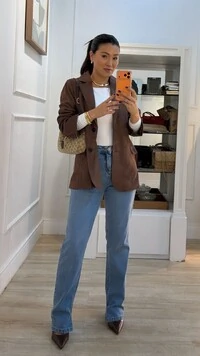 Casaco Suede Liz Com Bolsos Frontais e Botões Nos Punhos