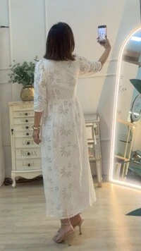 Vestido Midi Laise Bordado Cecilia Mangas 3/4