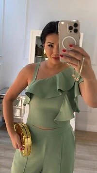 Conjunto Marisa Alfaiataria Blusa Cropped Manga Babados & Calça Pantalona