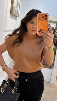 Blusa Tricot Ampla Ombros Com Nervura Eliza Gola Média