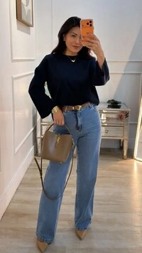 Blusa Tricot Amplo Raissa Nervura E Botões Resinados Nos Punhos